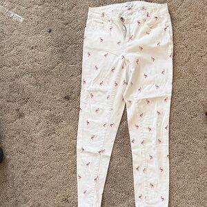 Crown & Ivy White Skinny Jeans with Pink Flamingos